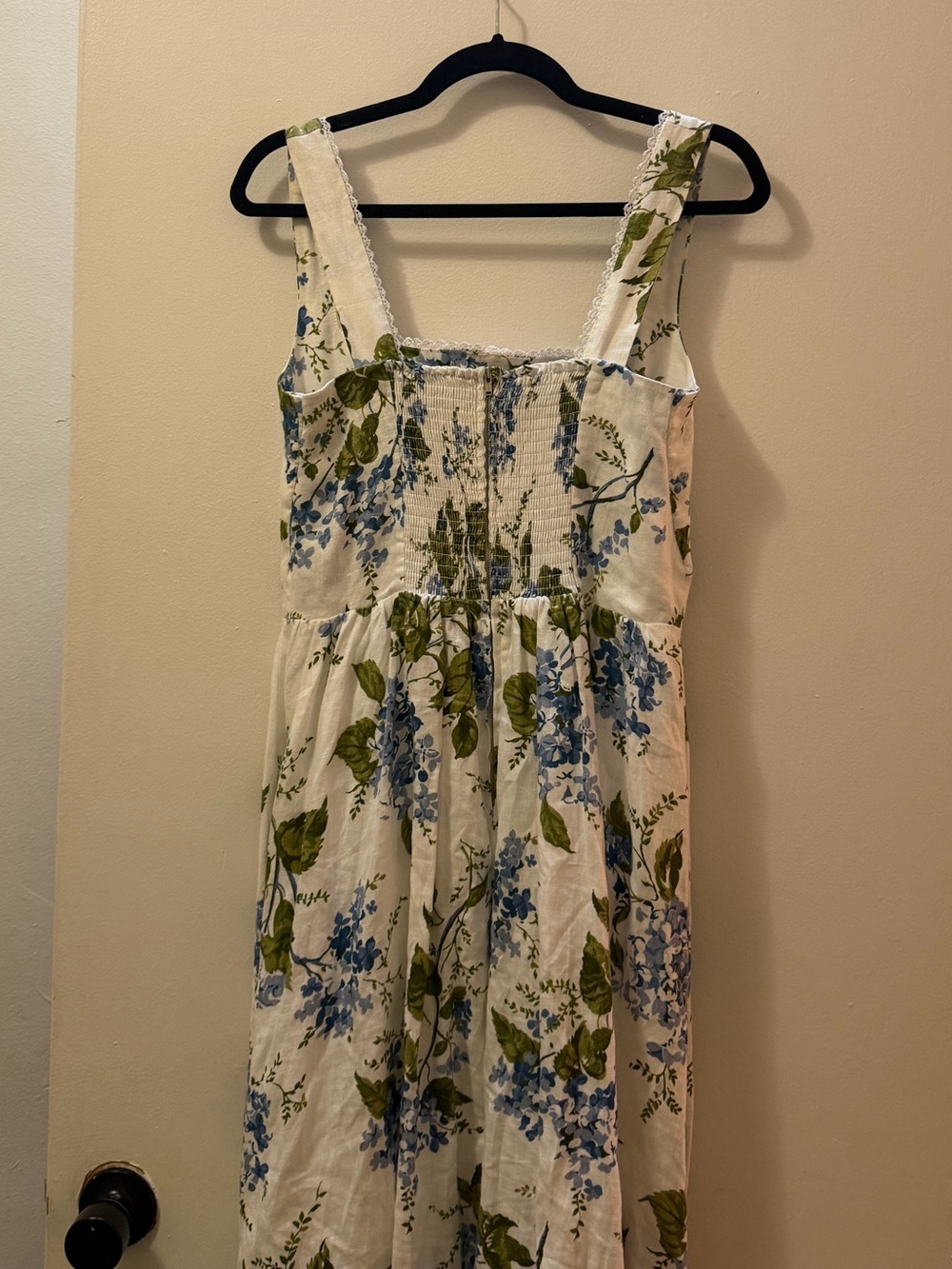 Reformation Tagliatelle Hydrangea print dress - Picture 11 of 13